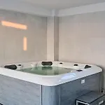 Sea Bliss In Infinity Pool & 那沃达利