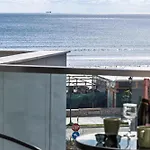 Sea Bliss In Infinity Pool & דירה *