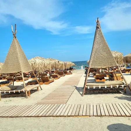 Апартаменты Sea Bliss In Infinity Pool & Нэводари