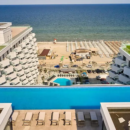 Sea Bliss In Infinity Pool & Năvodari