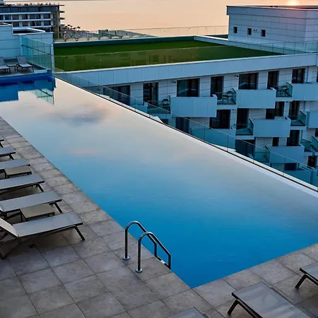 Sea Bliss In Infinity Pool & *