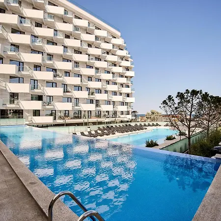 Sea Bliss In Infinity Pool & Апартаменты Нэводари